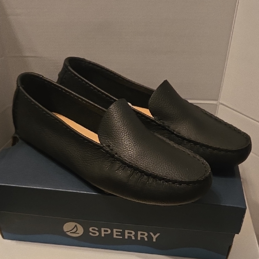 Sperry Port Driver Women's Black Leather Loafer